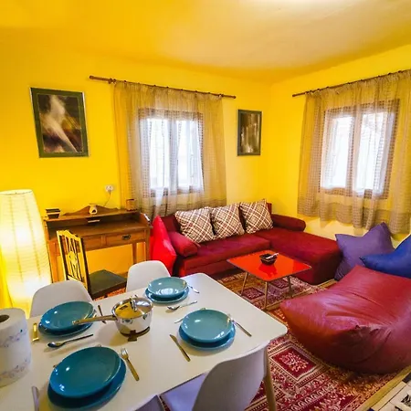 בית נופש Sutralee Beach House *