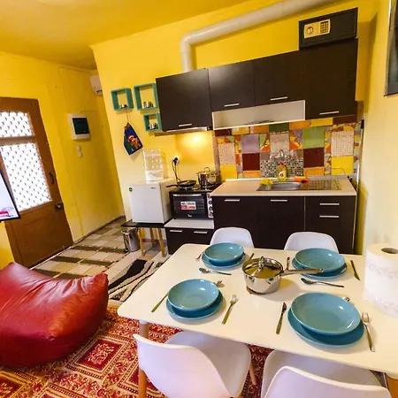 Sutralee Beach House *
