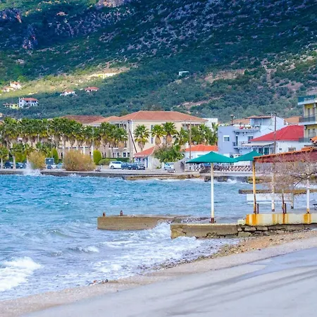 Sutralee Beach House בית נופש *
