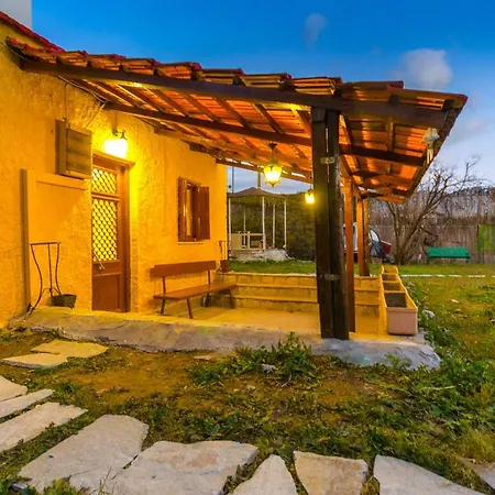 Sutralee Beach House בית נופש *