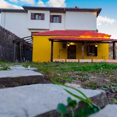 בית נופש Sutralee Beach House